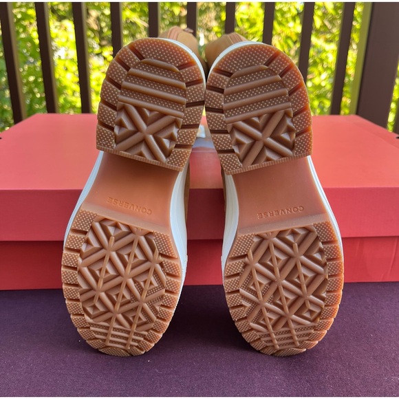 CONVERSE Women’s Chuck 70 De Luxe XXHi Platform Western Boots - Picture 13 of 14